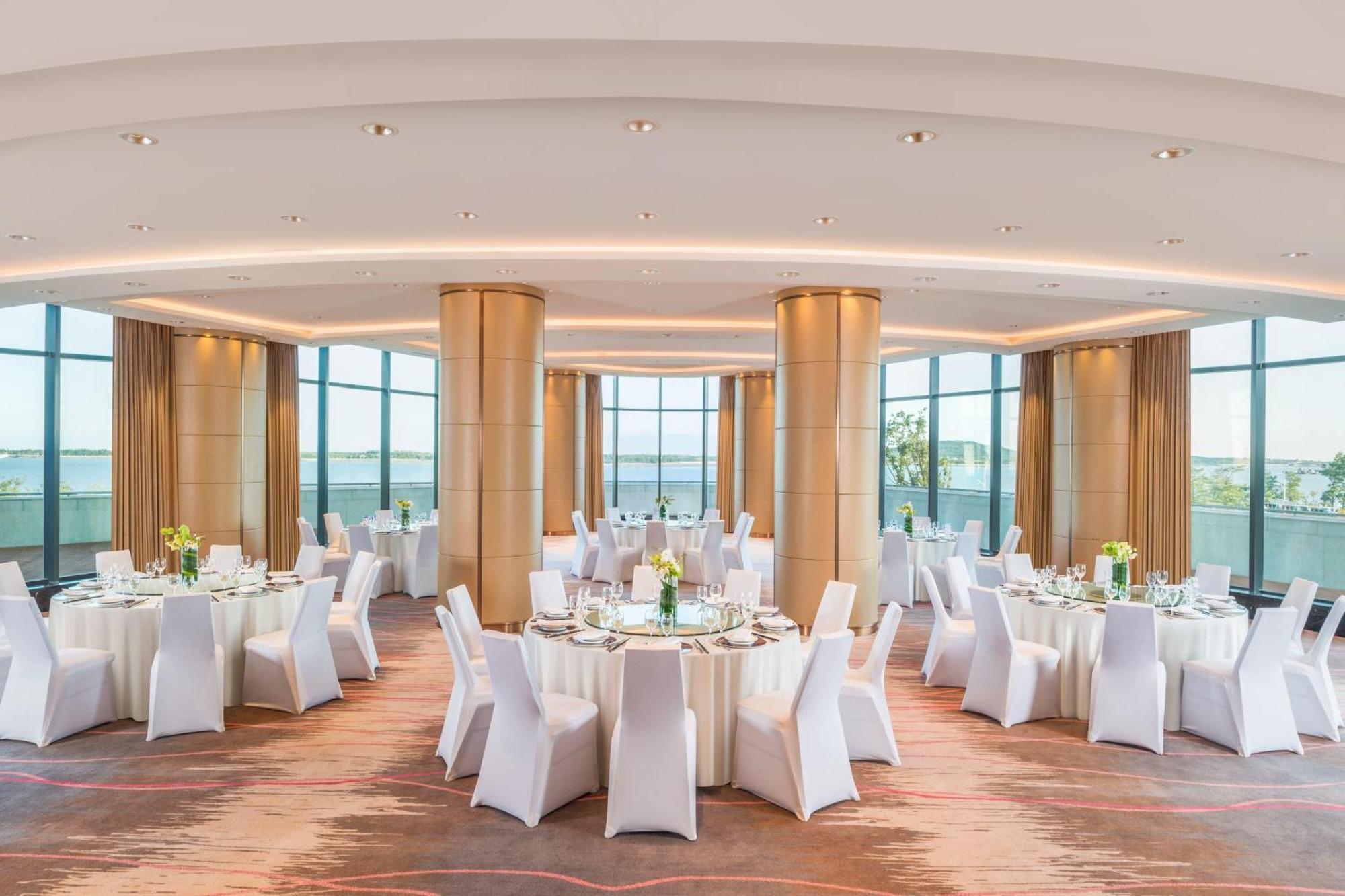 Sheraton Qingdao West Coast Exteriör bild