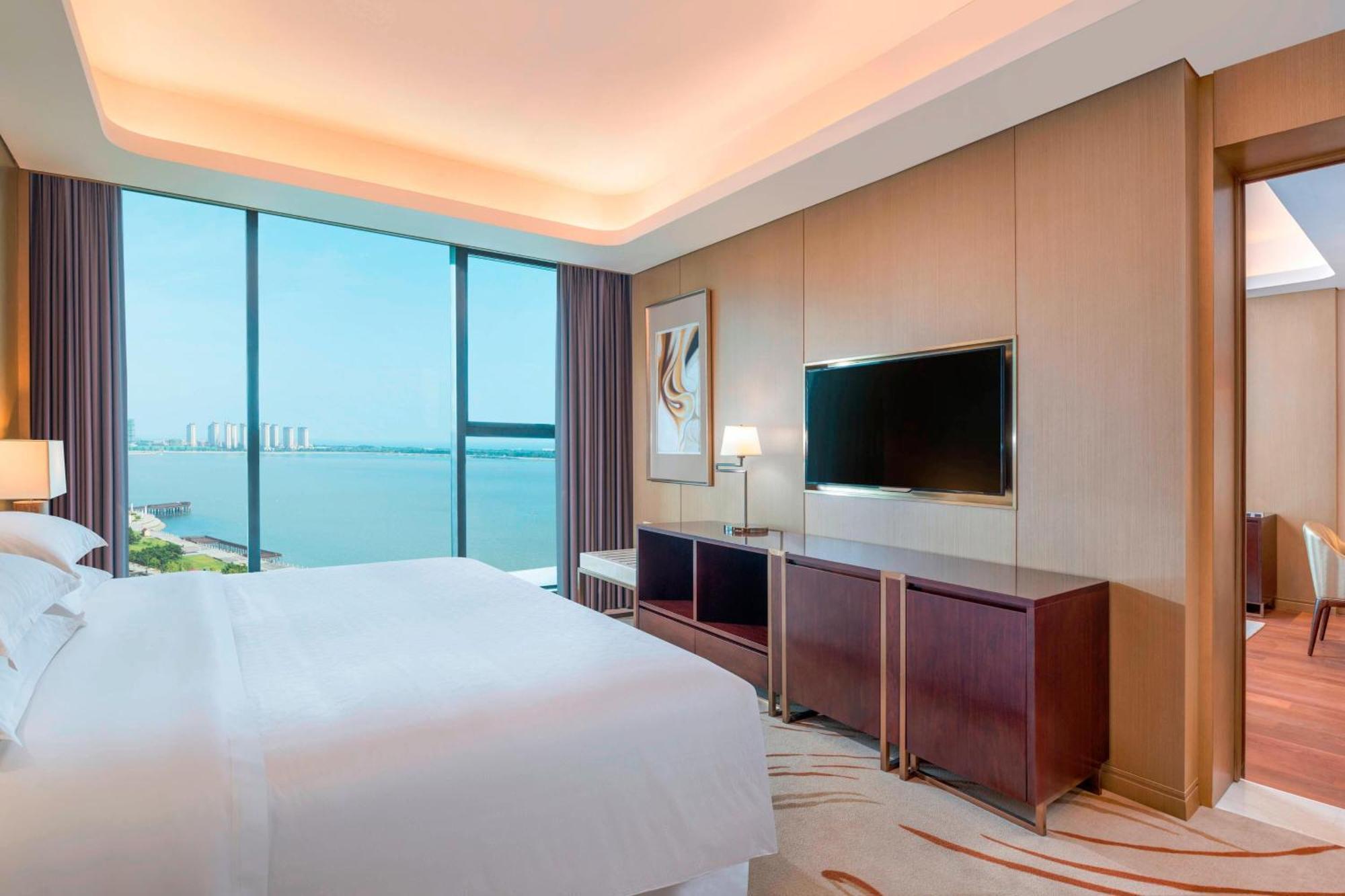 Sheraton Qingdao West Coast Exteriör bild