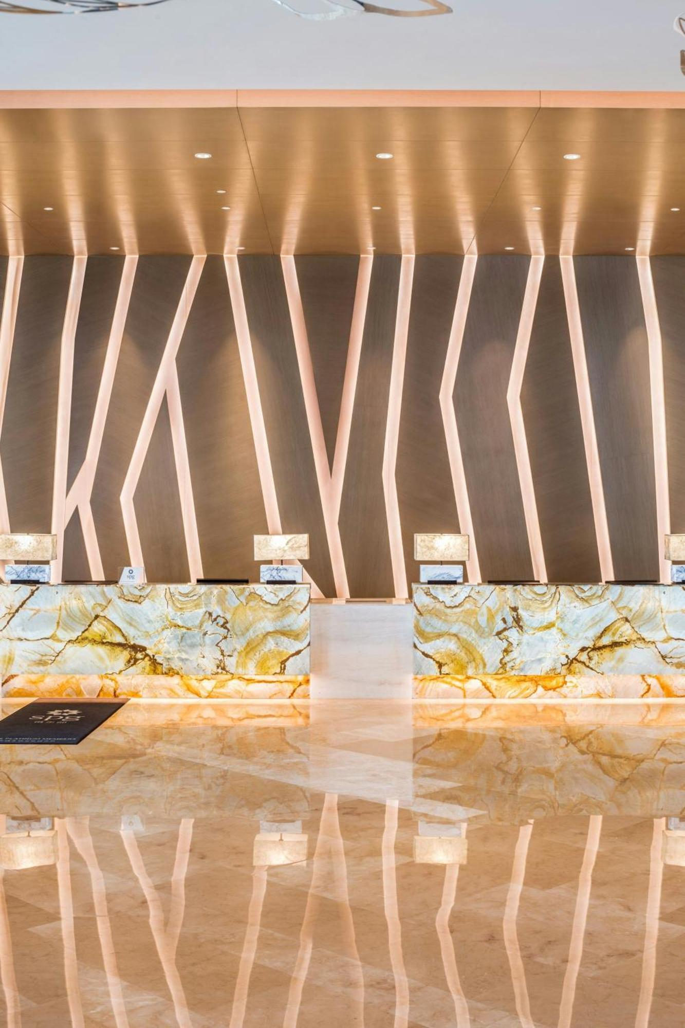 Sheraton Qingdao West Coast Exteriör bild